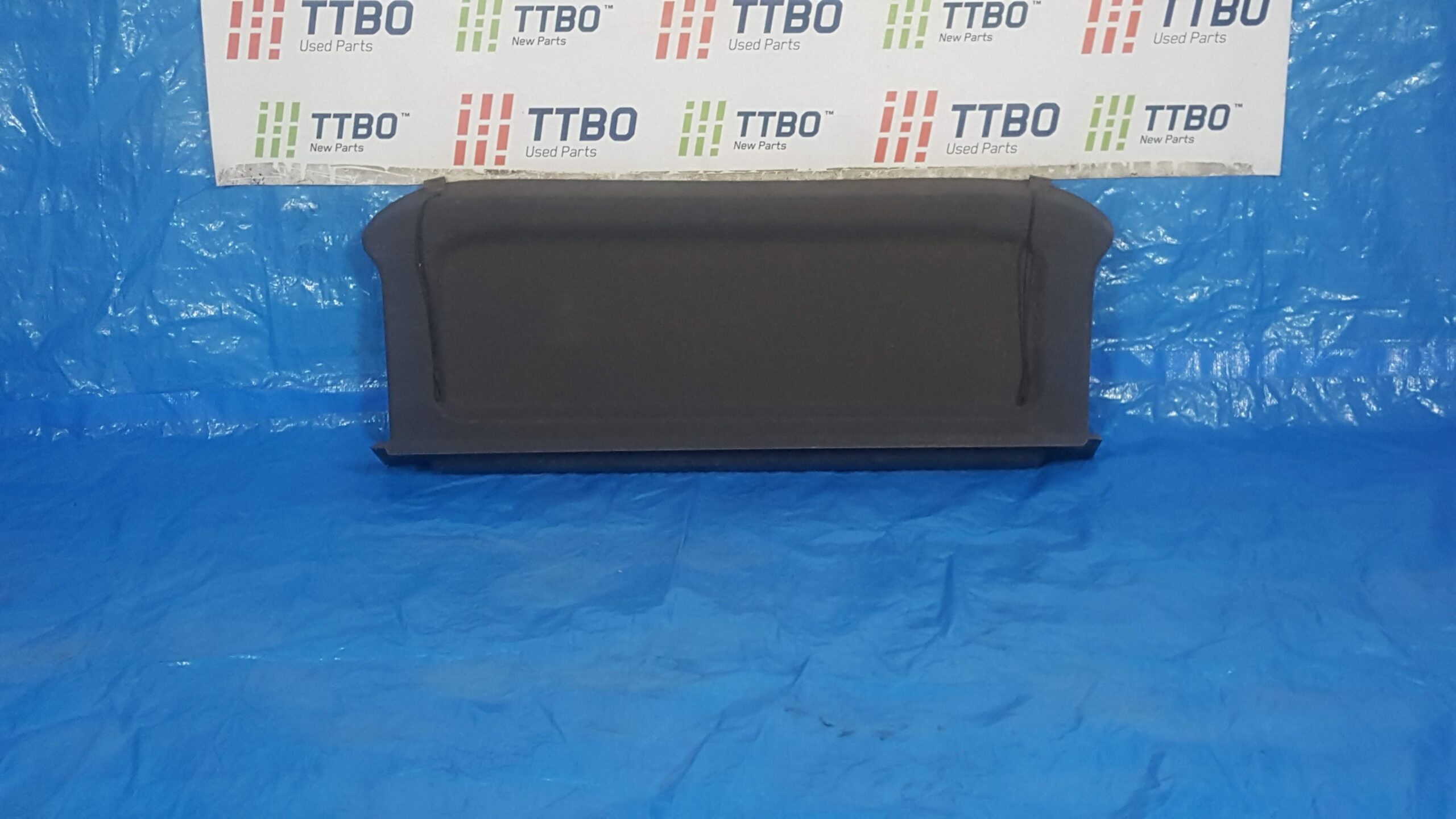 323 BJ CARGO BLIND