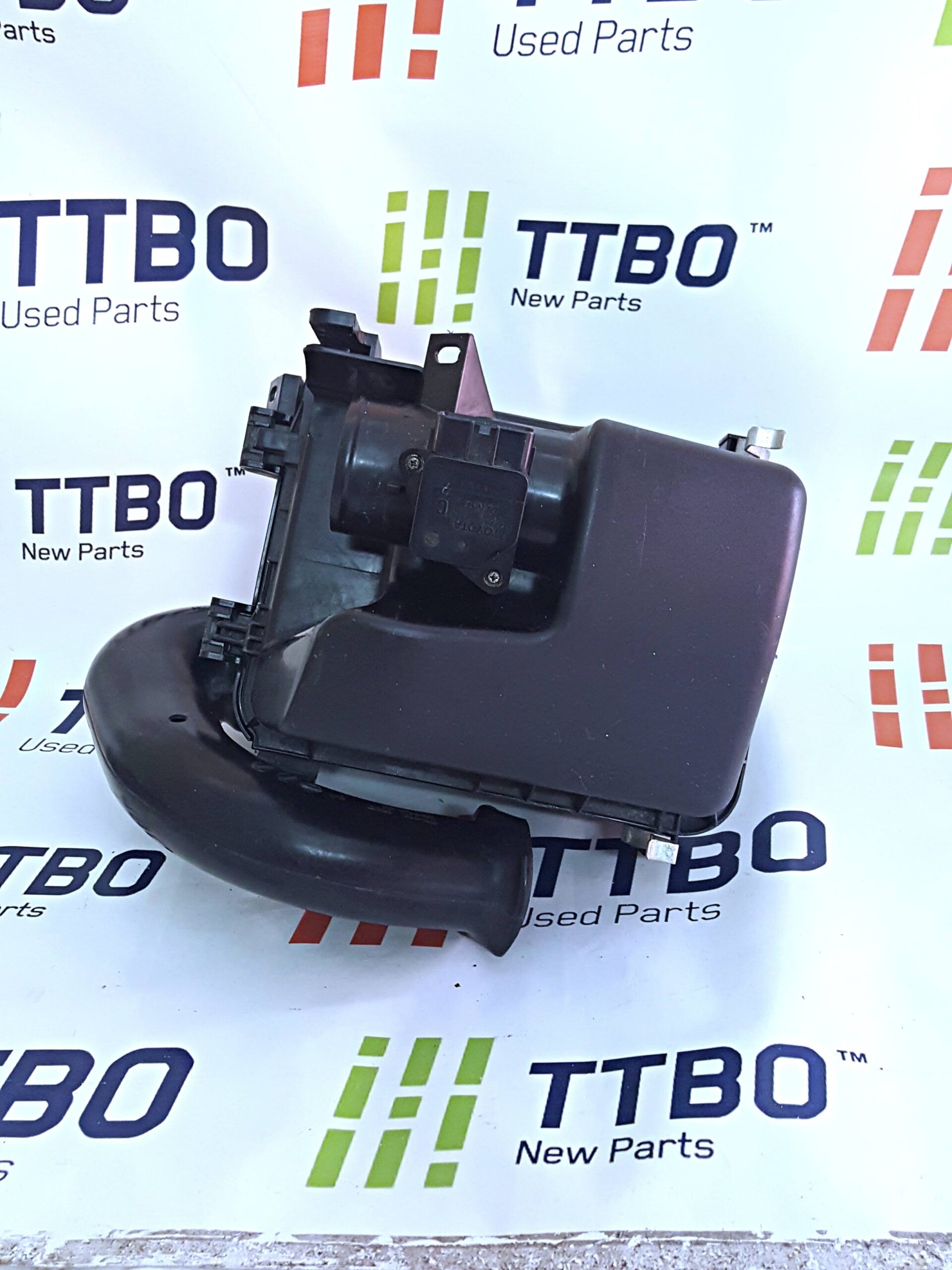 06-09 VITZ 1NZ-FE AIR CLEANER ASSEMBLY (17705-21090)