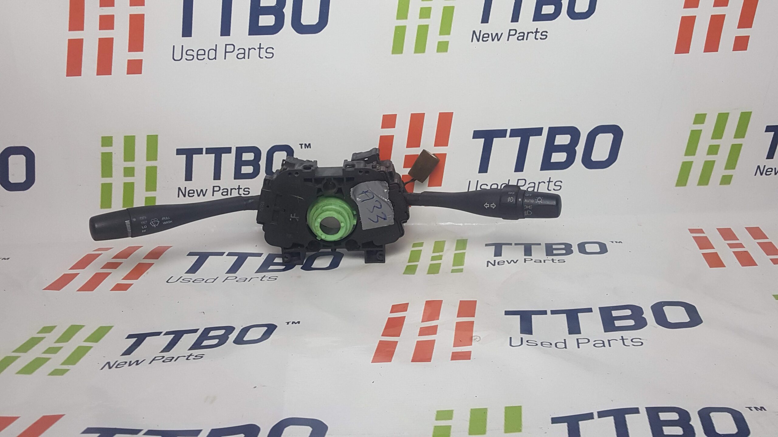 A33 CEFIRO HEADLAMP & WIPER SWITCH ASSY