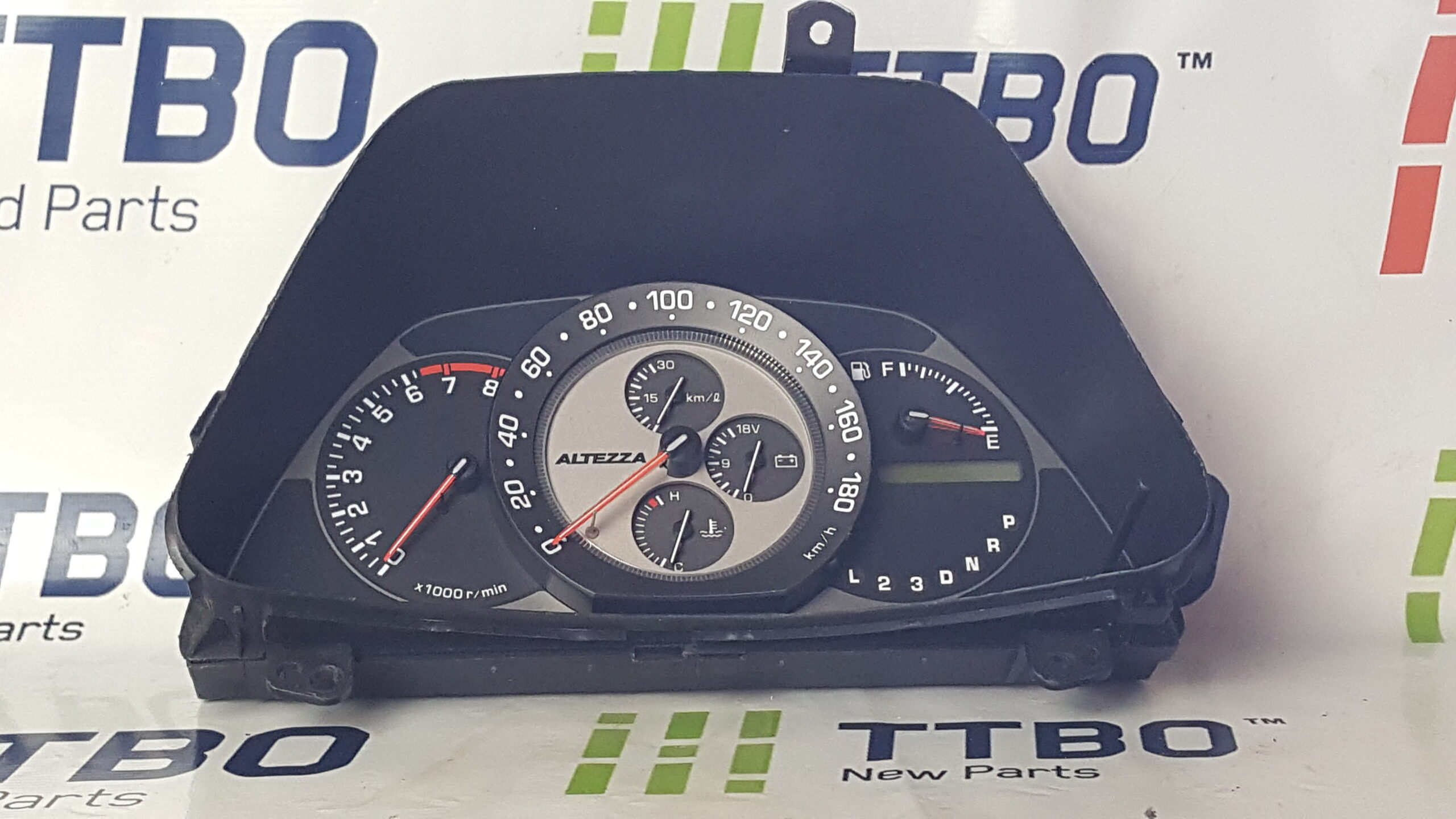 GXE10 ALTEZZA INSTRUMENT PANEL (NO COVER)