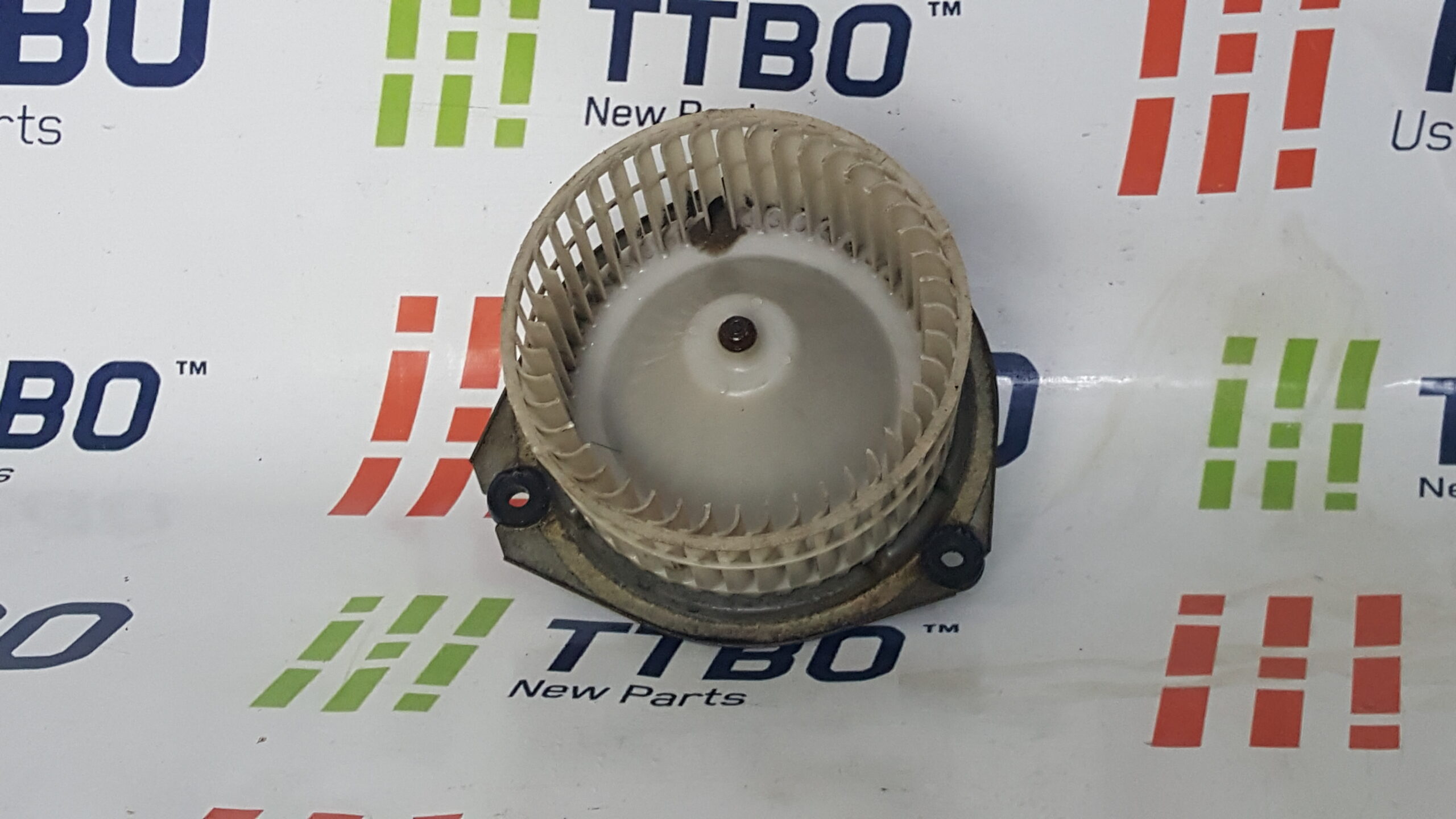 B12 SUNNY AC BLOWER MOTOR 44510-5301095