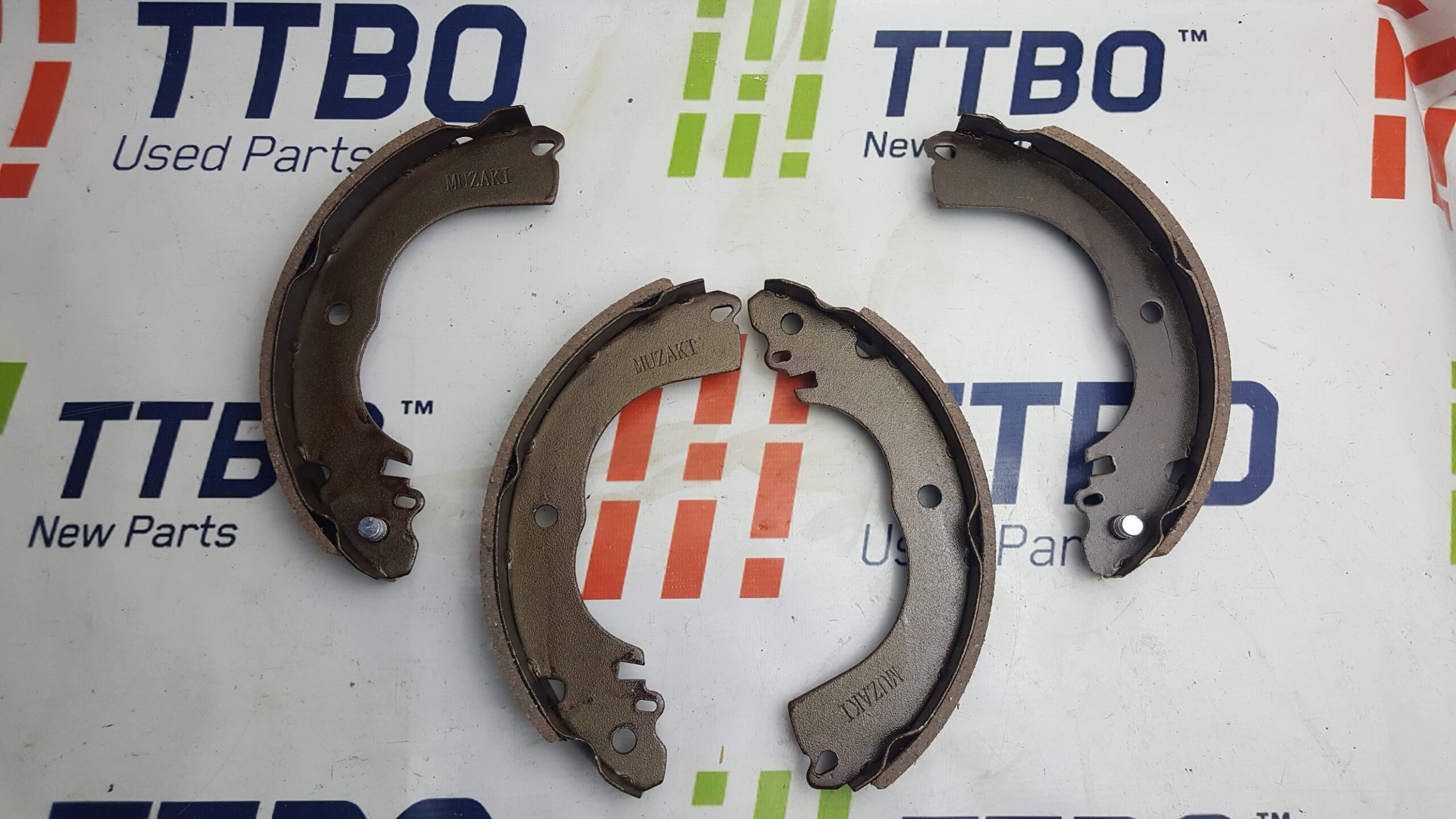 C11 TIIDA REAR BRAKE SHOES SET 44060-E0026